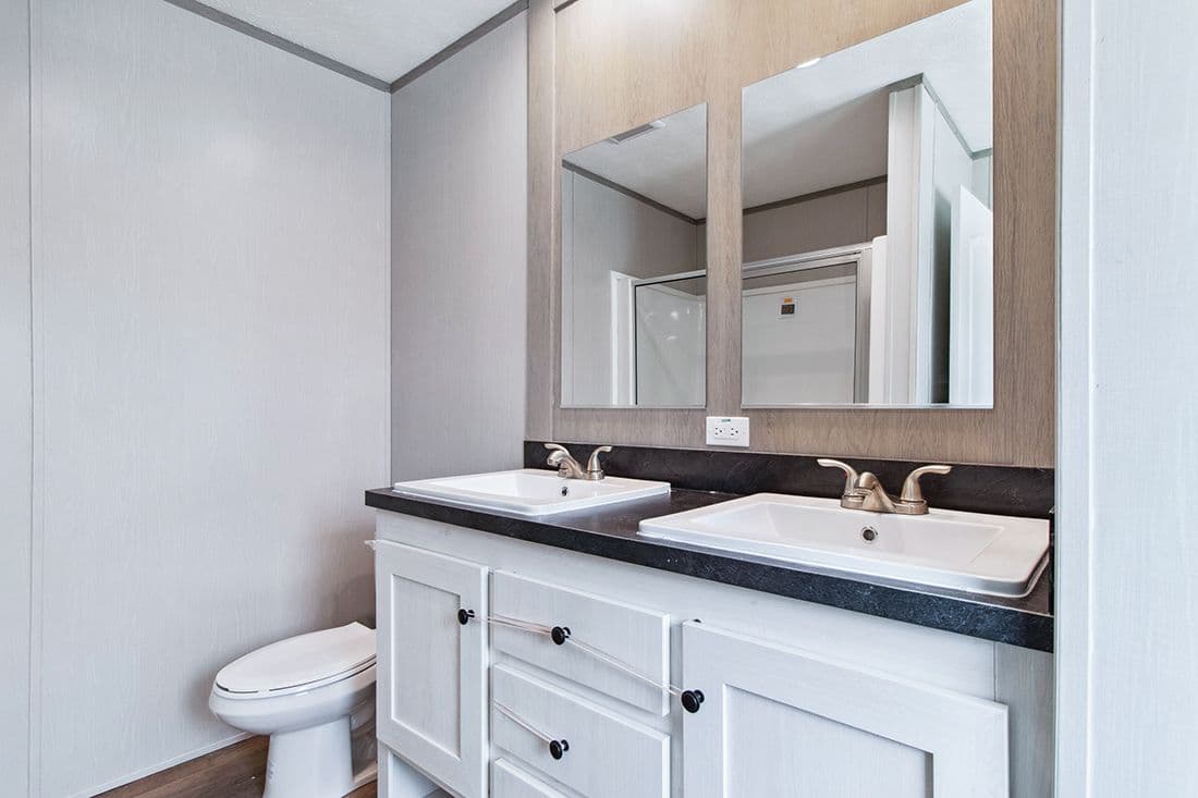 Anniversary 16682a bathroom home features