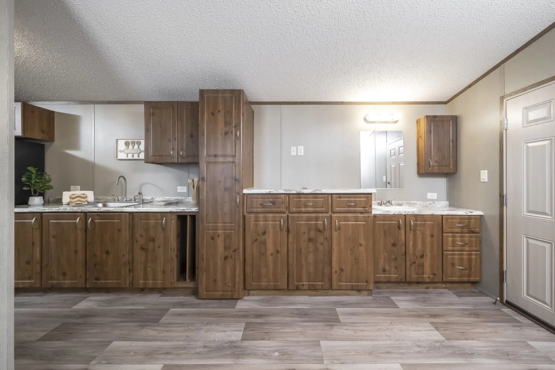 Select s-1234-31a kitchen and bathroom home features