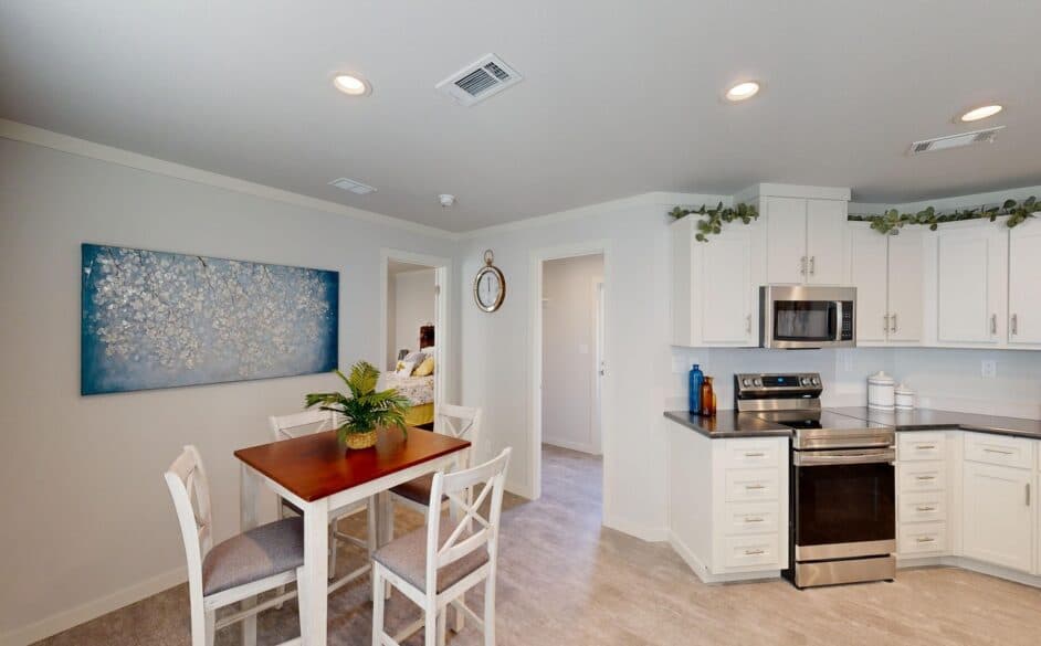 Trilliant 5806 kitchen home features