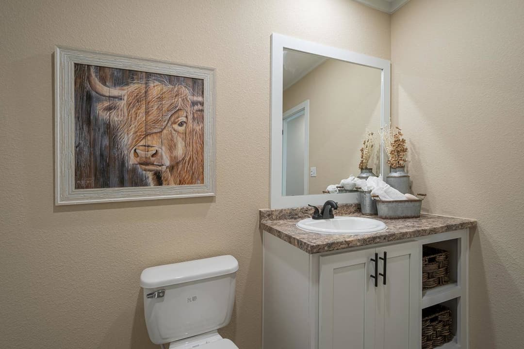 Innovation 3266f bathroom home features