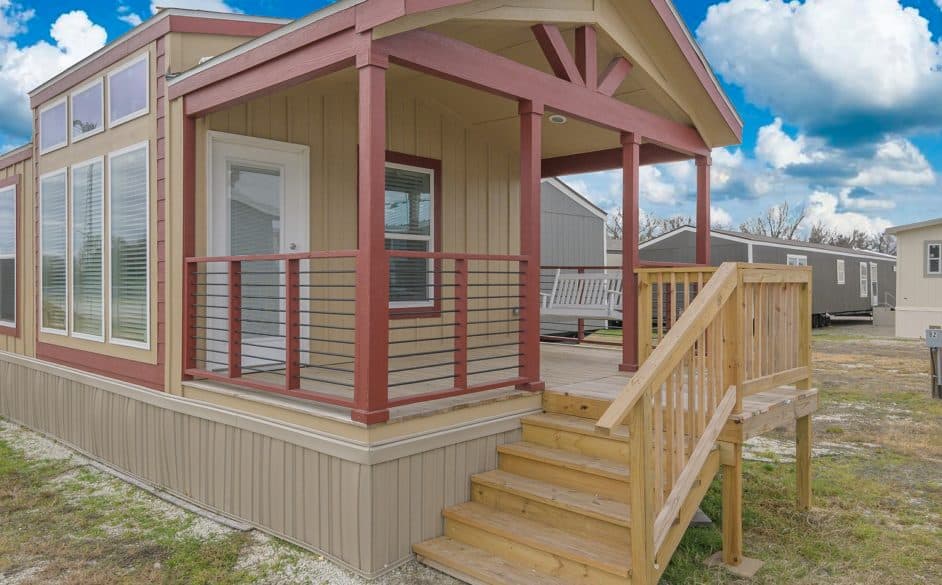 Robin d56ep8 elevation and exterior home features