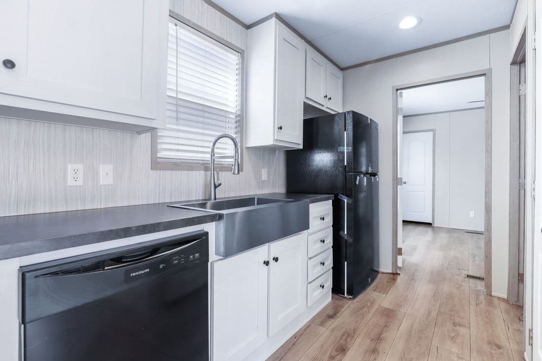 Anniversary 16602a kitchen home features