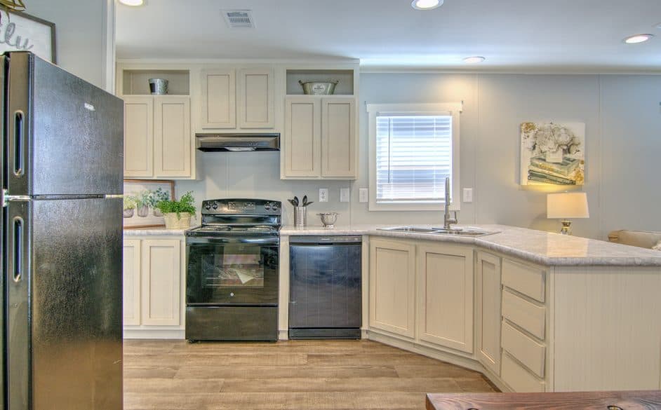 Park place 302 kitchen home features