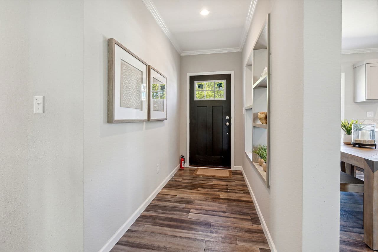 Innovation 3268h interior home features