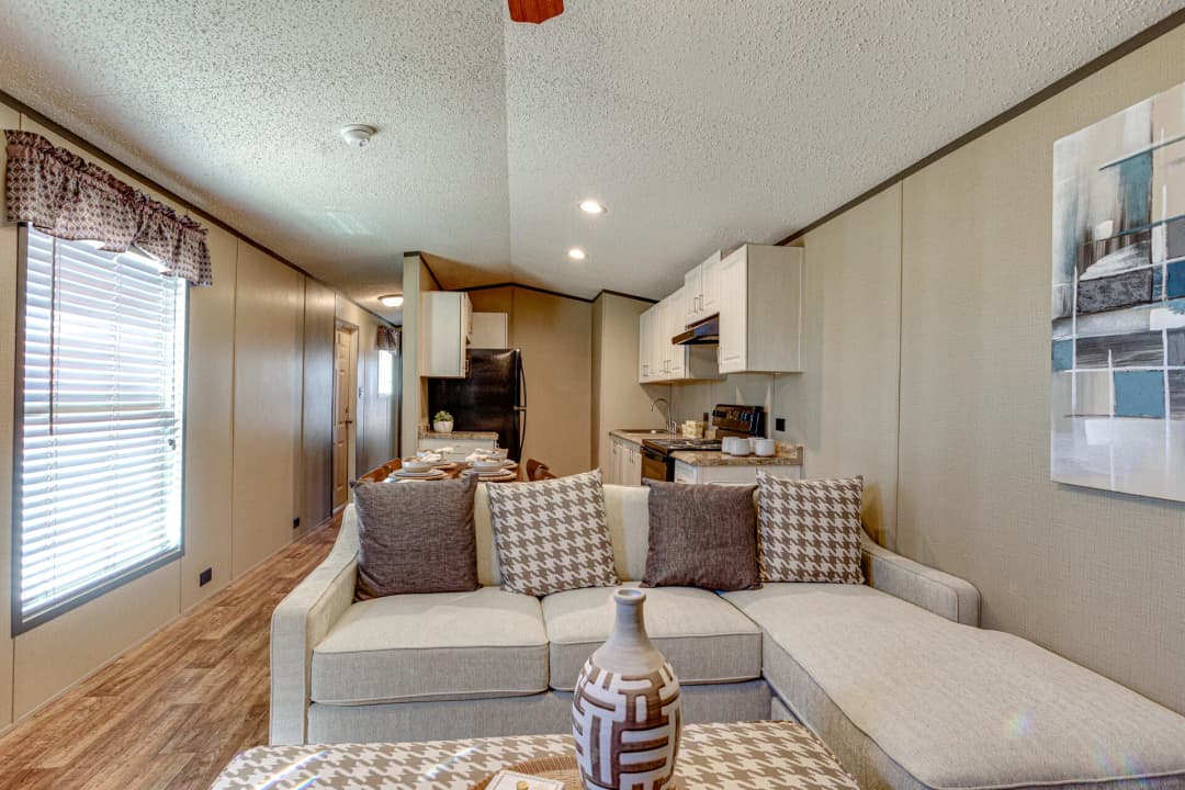 Select s-1256-21a interior home features