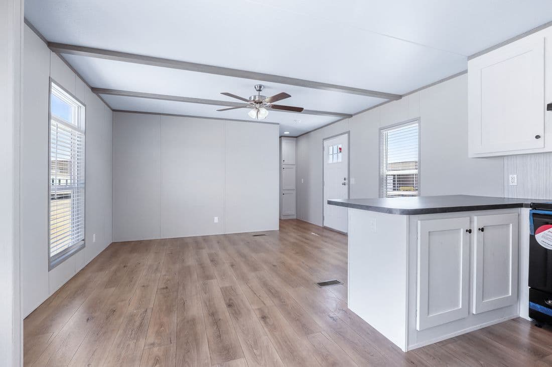 Anniversary 16602a interior home features