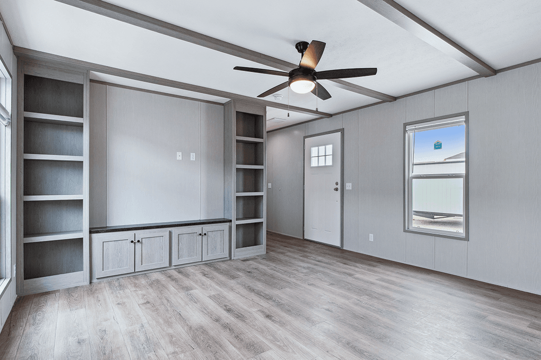 Anniversary 16682f interior home features