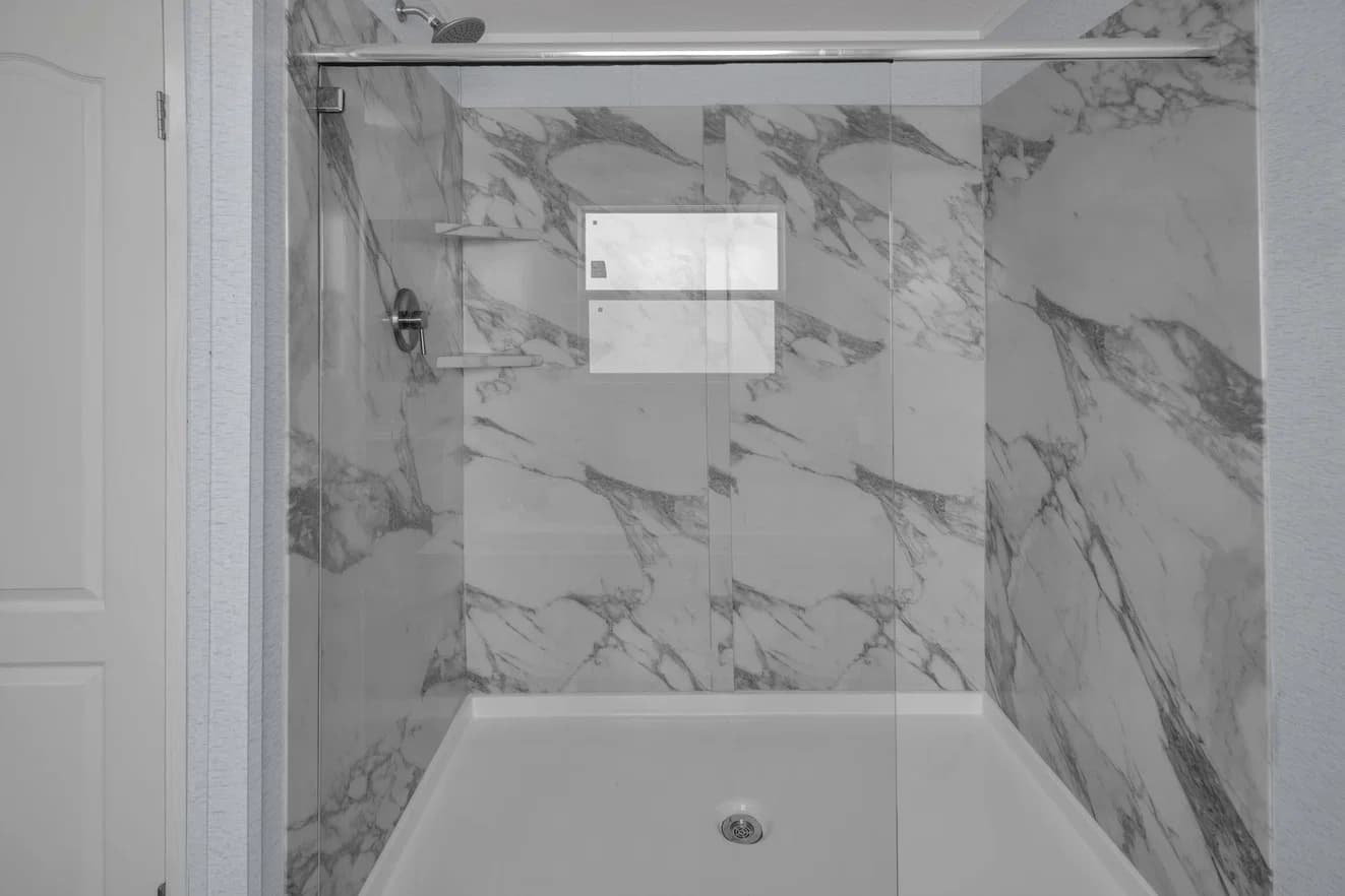 Valu maxx premier 32643e bathroom home features