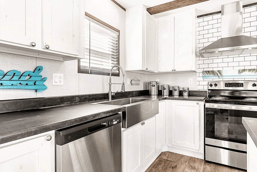 The bobby jo kitchen home features