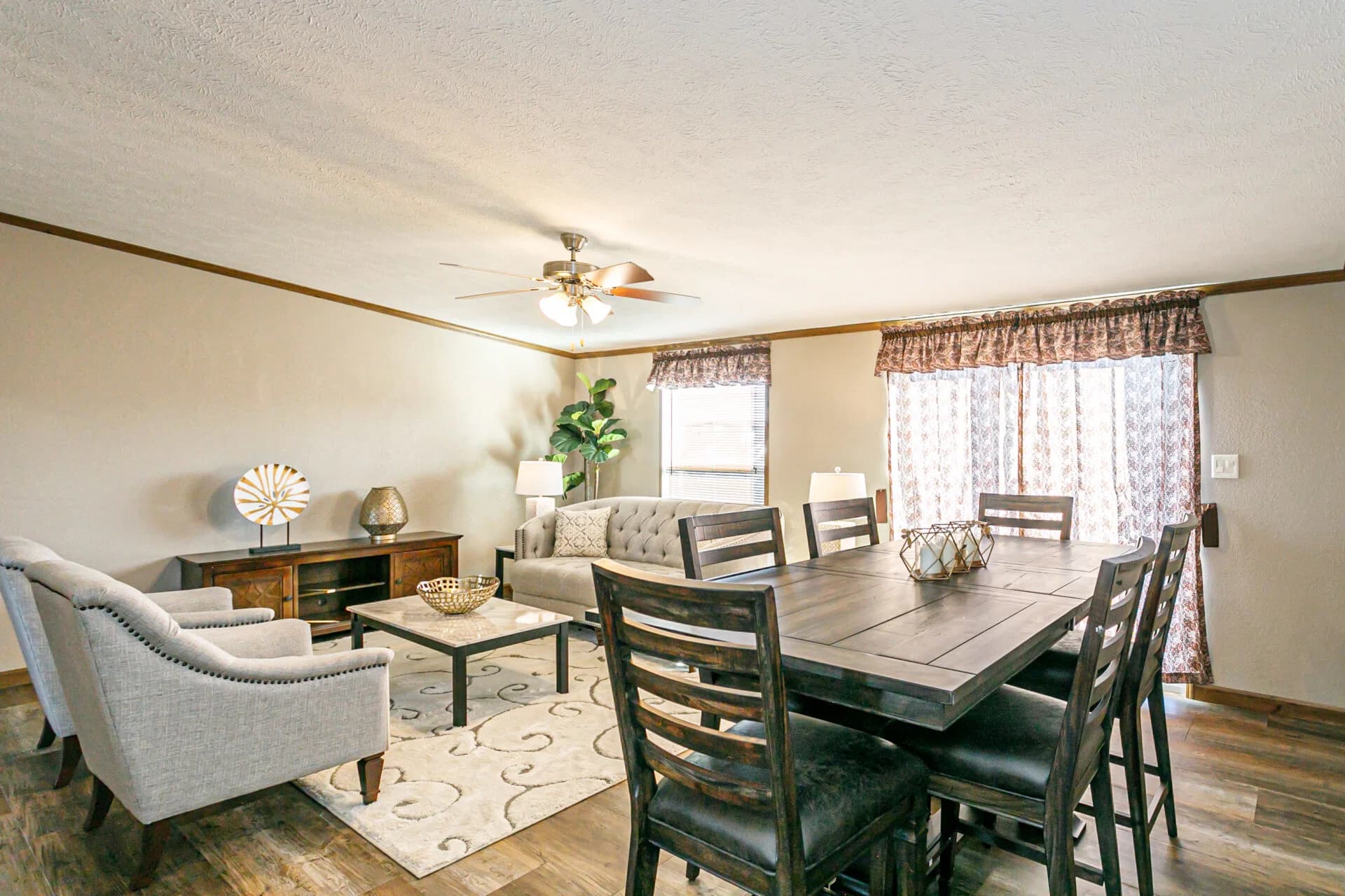 Doublewide h-3672-43a interior home features