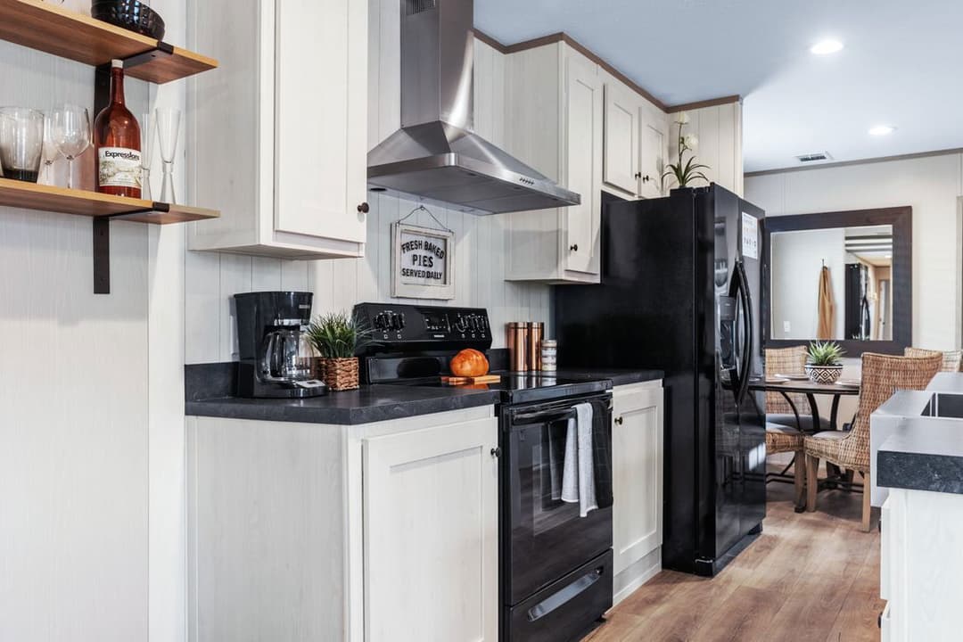 Anniversary 16763s kitchen home features