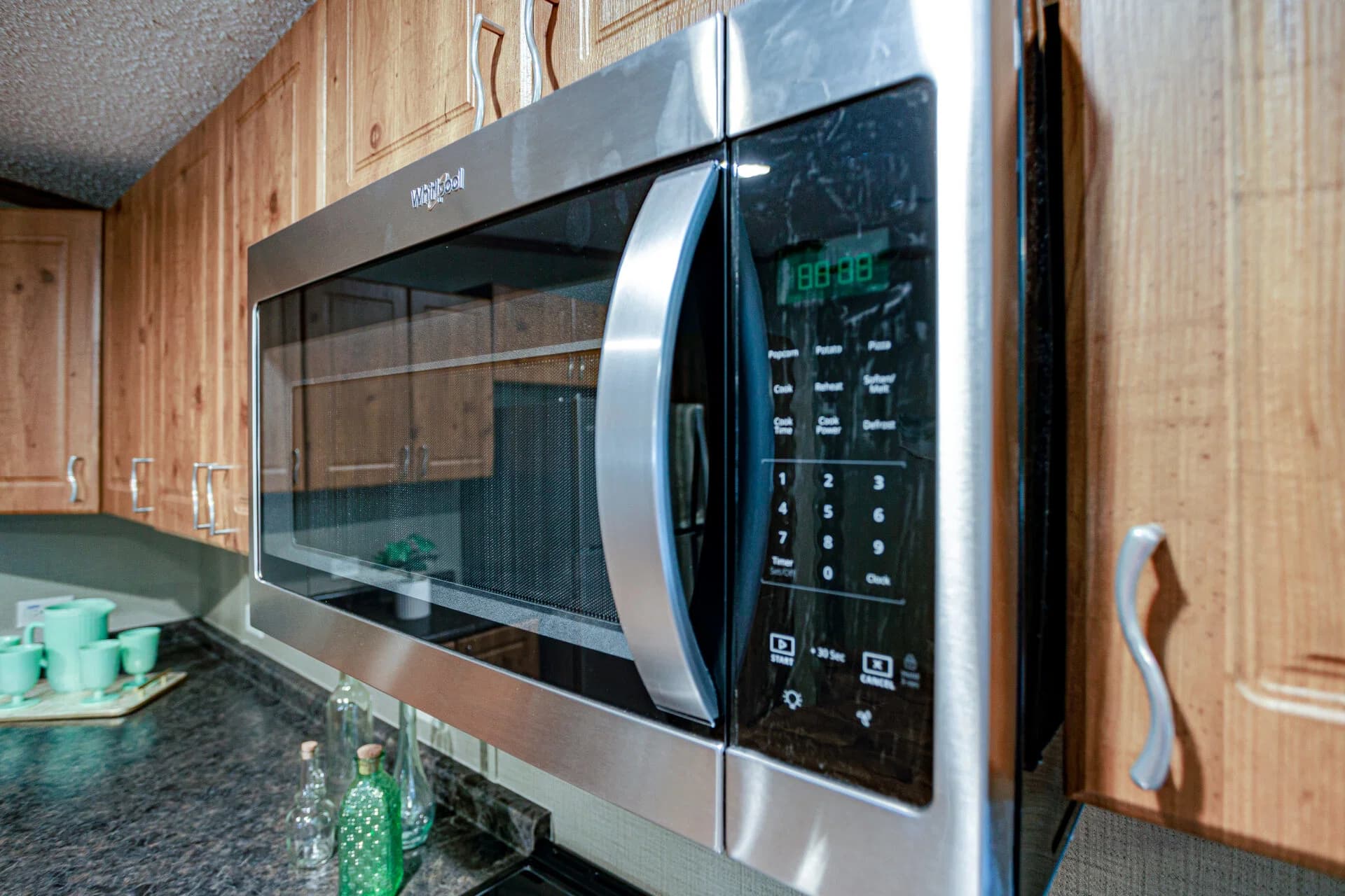 Heritage h-3256-42a kitchen home features