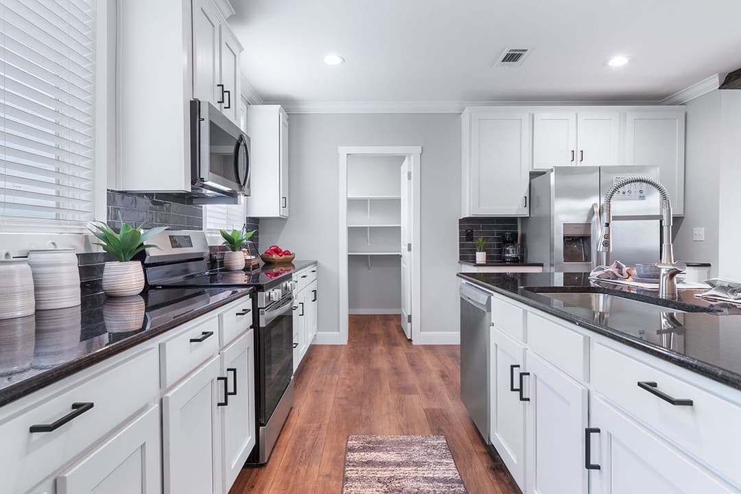 The oceanside kitchen home features