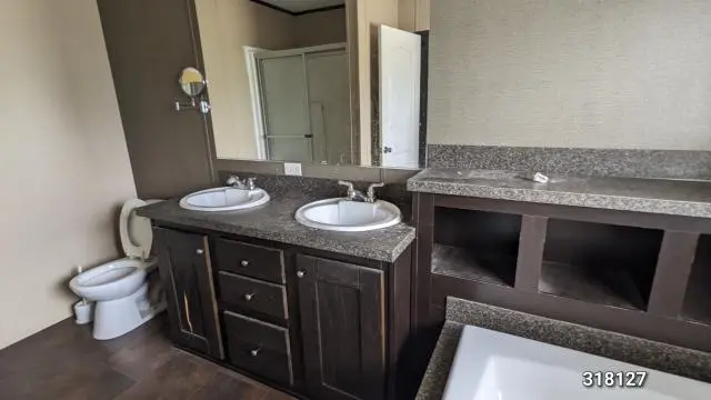 2015 clayton sierra vista (bank repo) bathroom home features