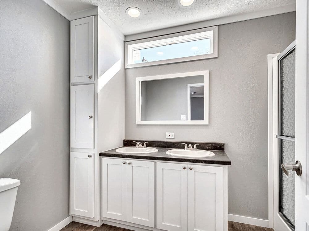 The tony bathroom home features