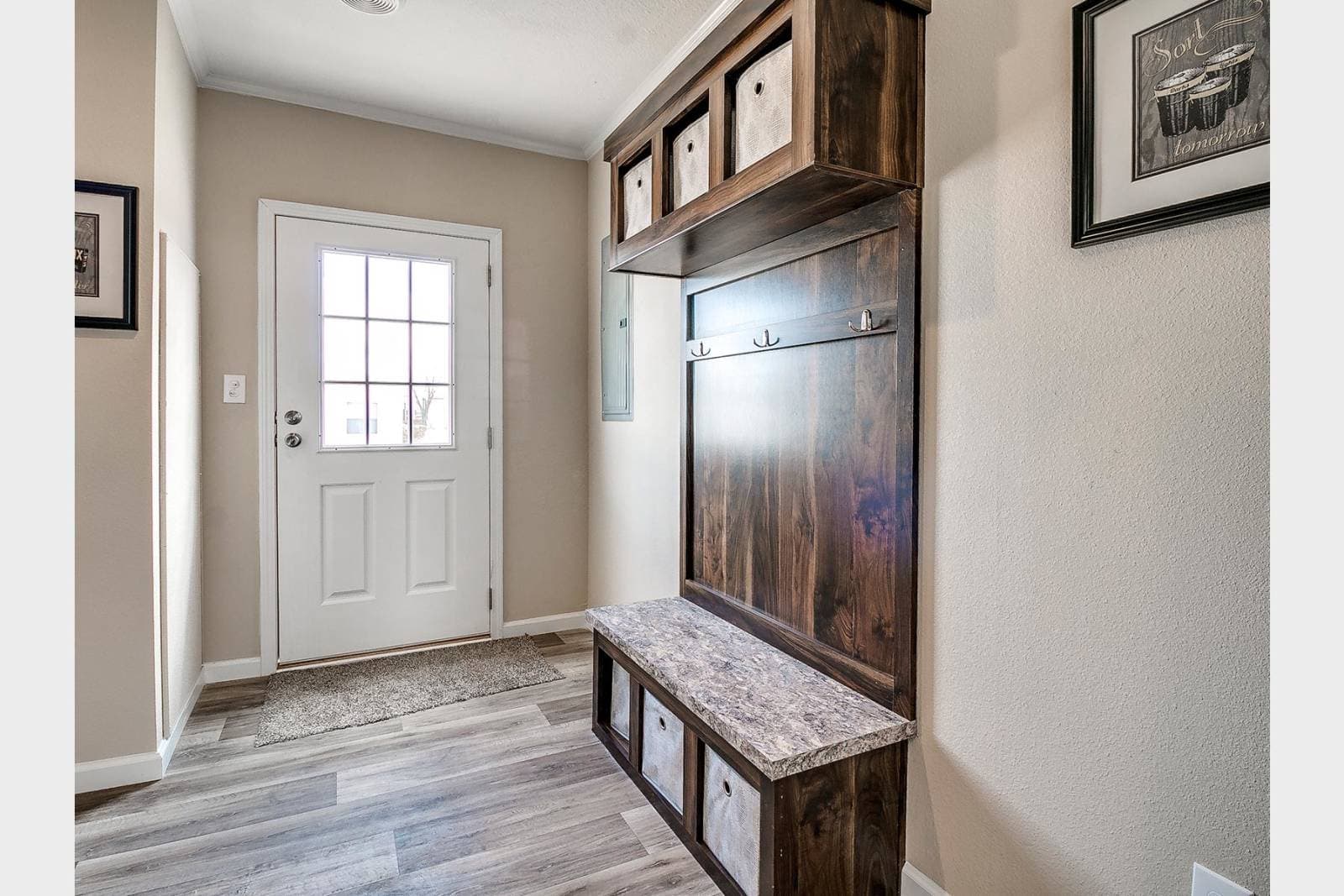 Titan extreme 3276t [the memphis] interior home features