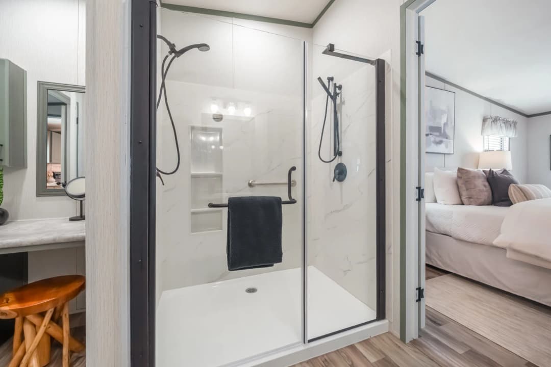 Heritage h-3248-32a bathroom home features