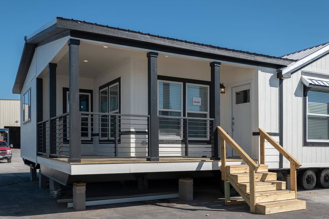 Innovation 3266f exterior home features