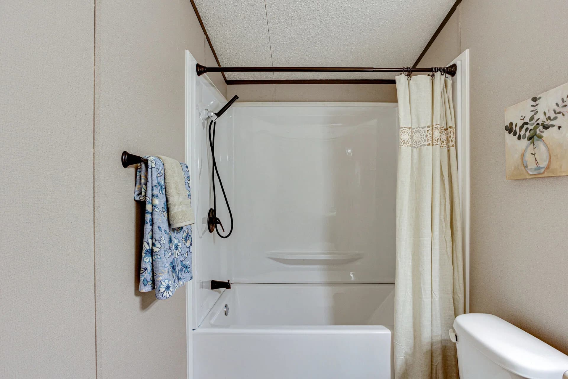 Select s-1672-32b bathroom home features