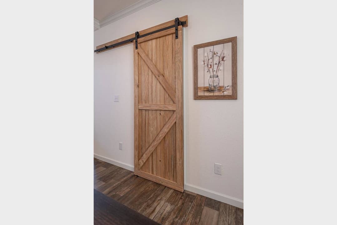 Innovation 3276n interior home features