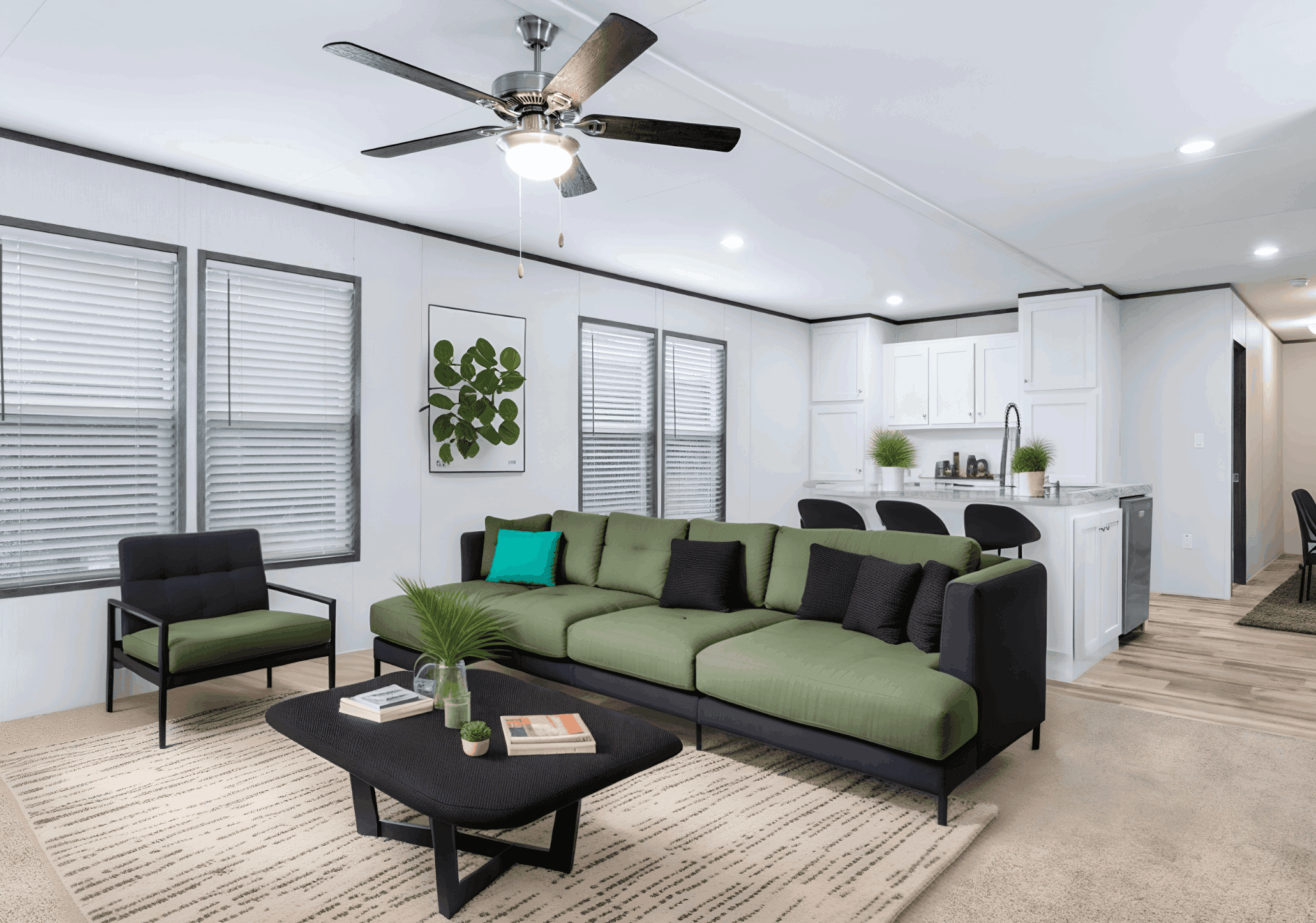 The cuatro hero and interior home features