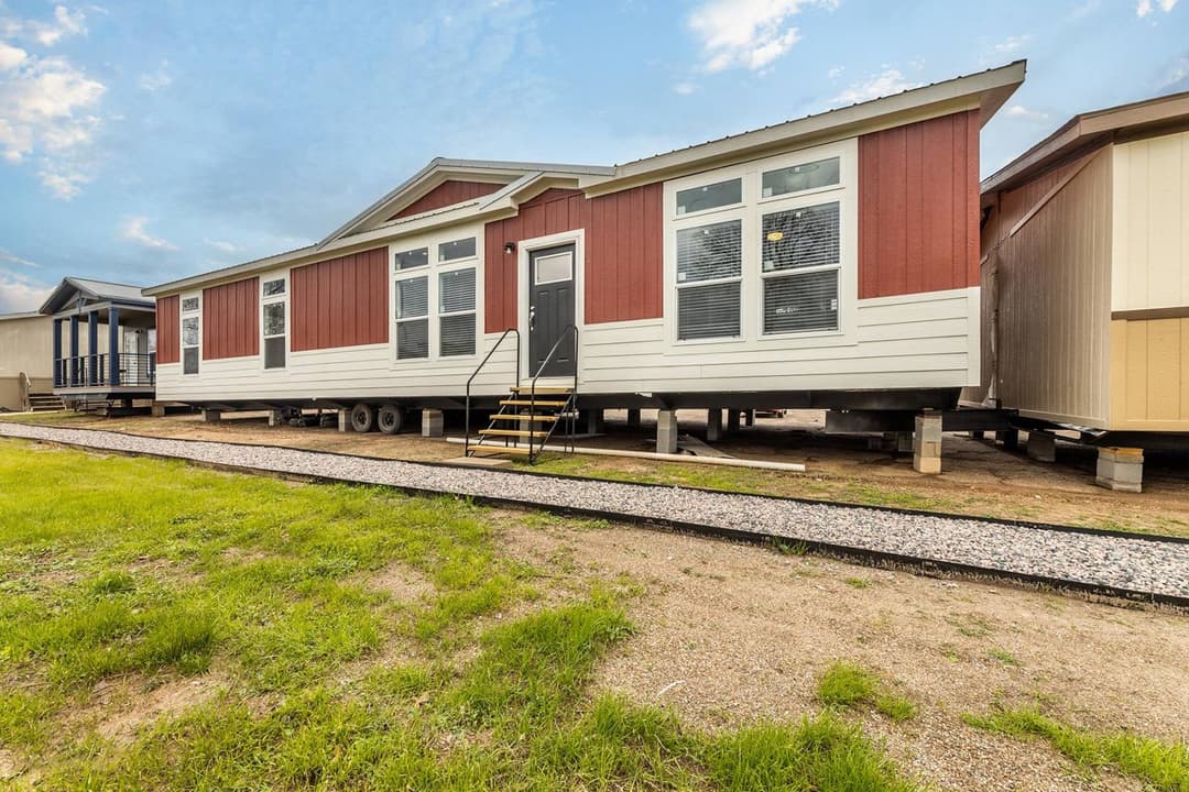 Innovation 3260c exterior and hero home features