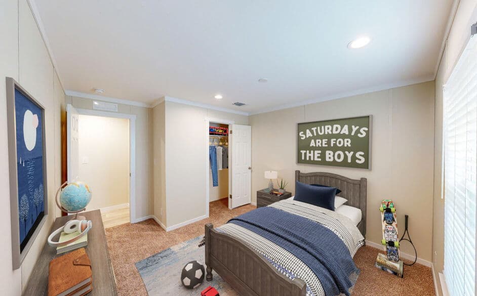 Hacienda p60s bedroom home features