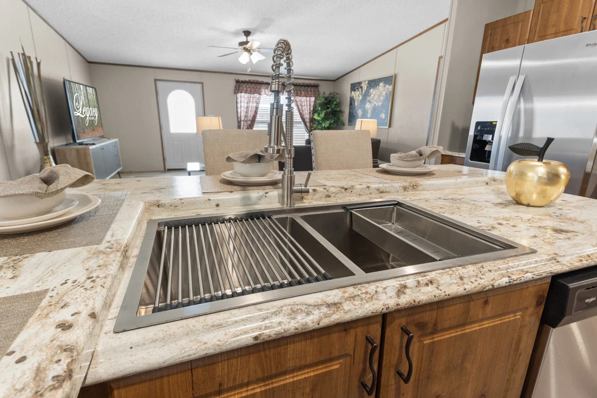 Heritage h-3260-32a kitchen home features