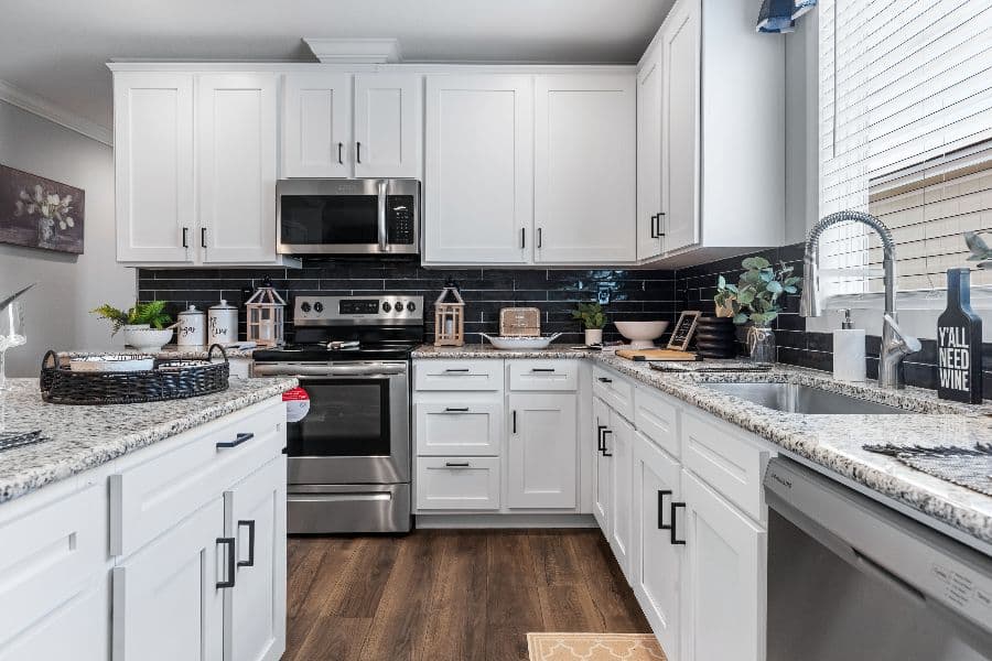 The sedona 4 kitchen home features
