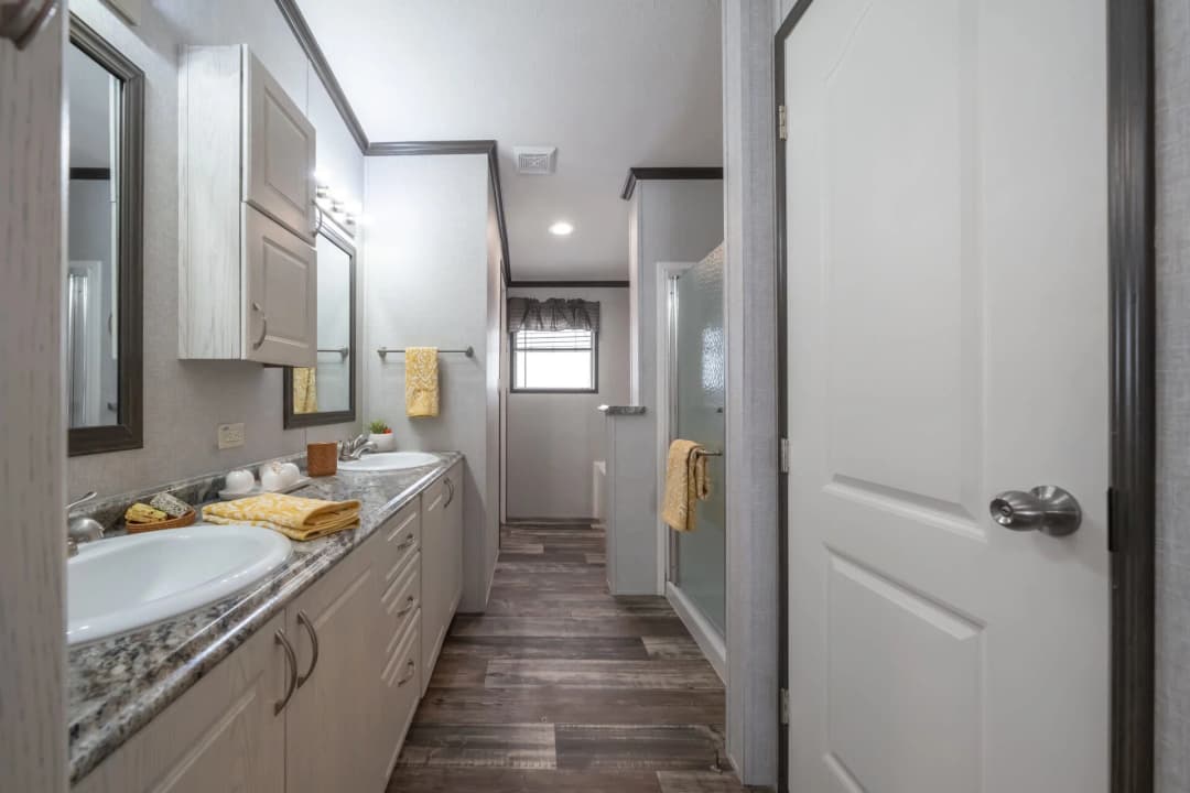 Select s-3256-42a bathroom home features