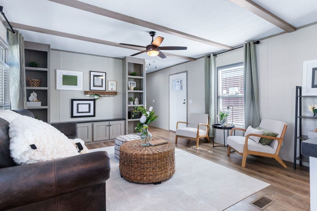 Anniversary 16763i interior home features