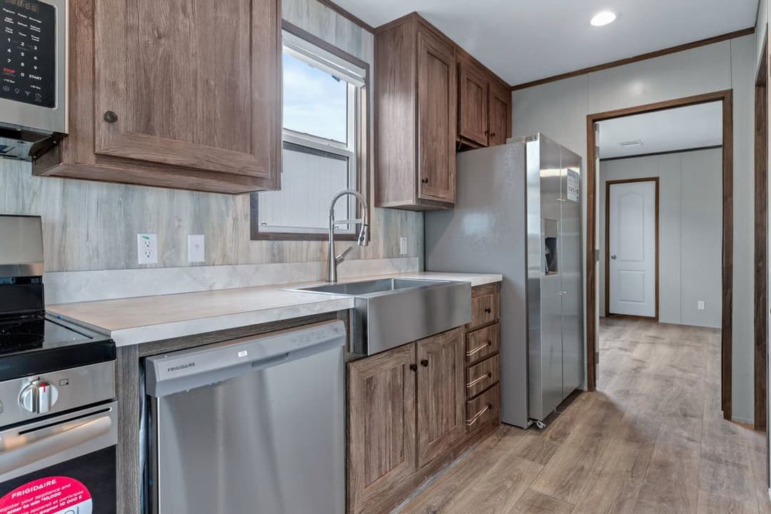 Anniversary 16683b kitchen home features