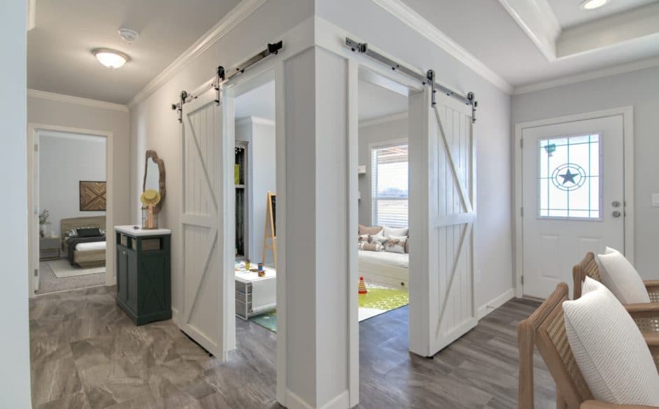 Haven 6368 interior home features