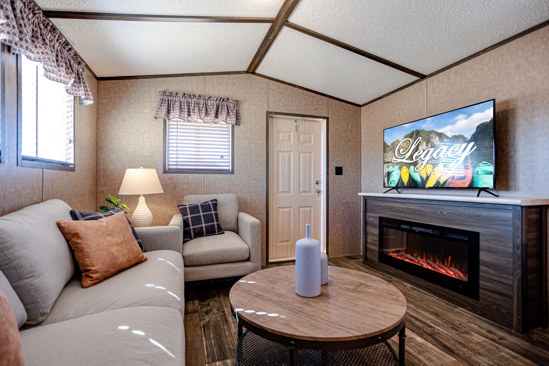 Select s-1236-11fla interior home features