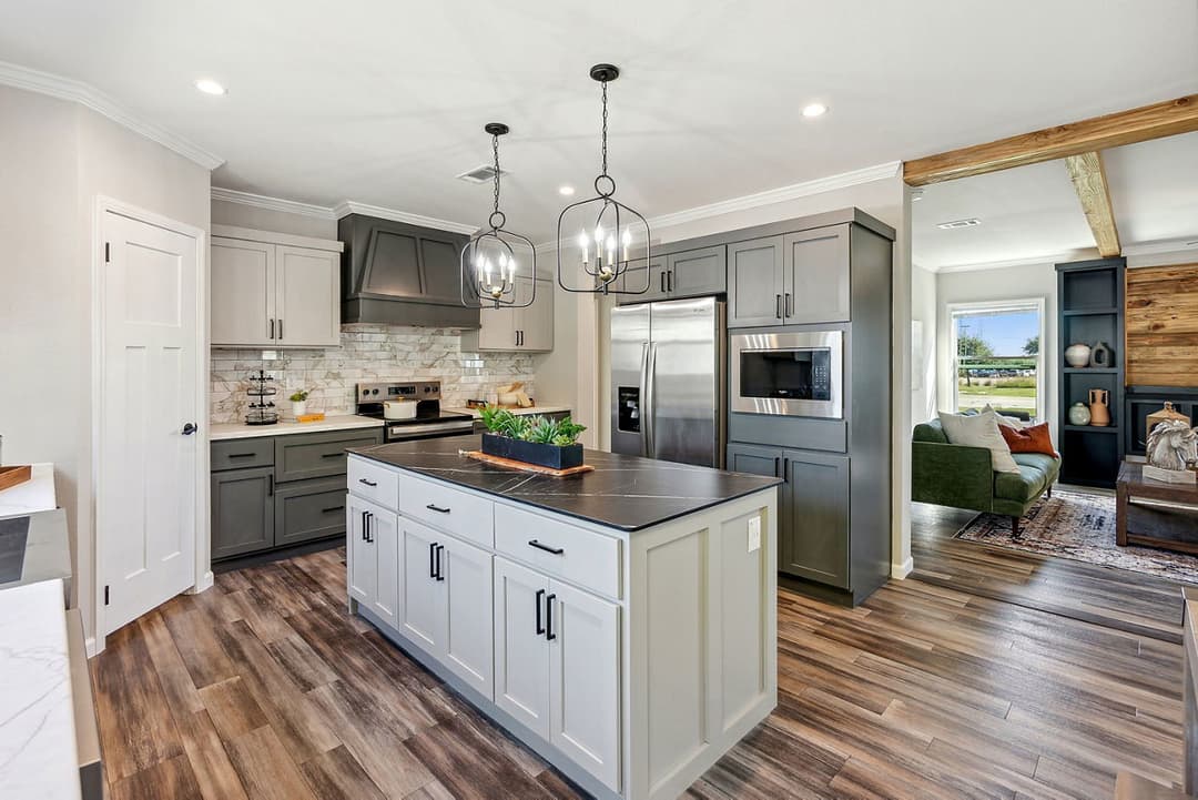 Innovation 3268h kitchen and hero home features