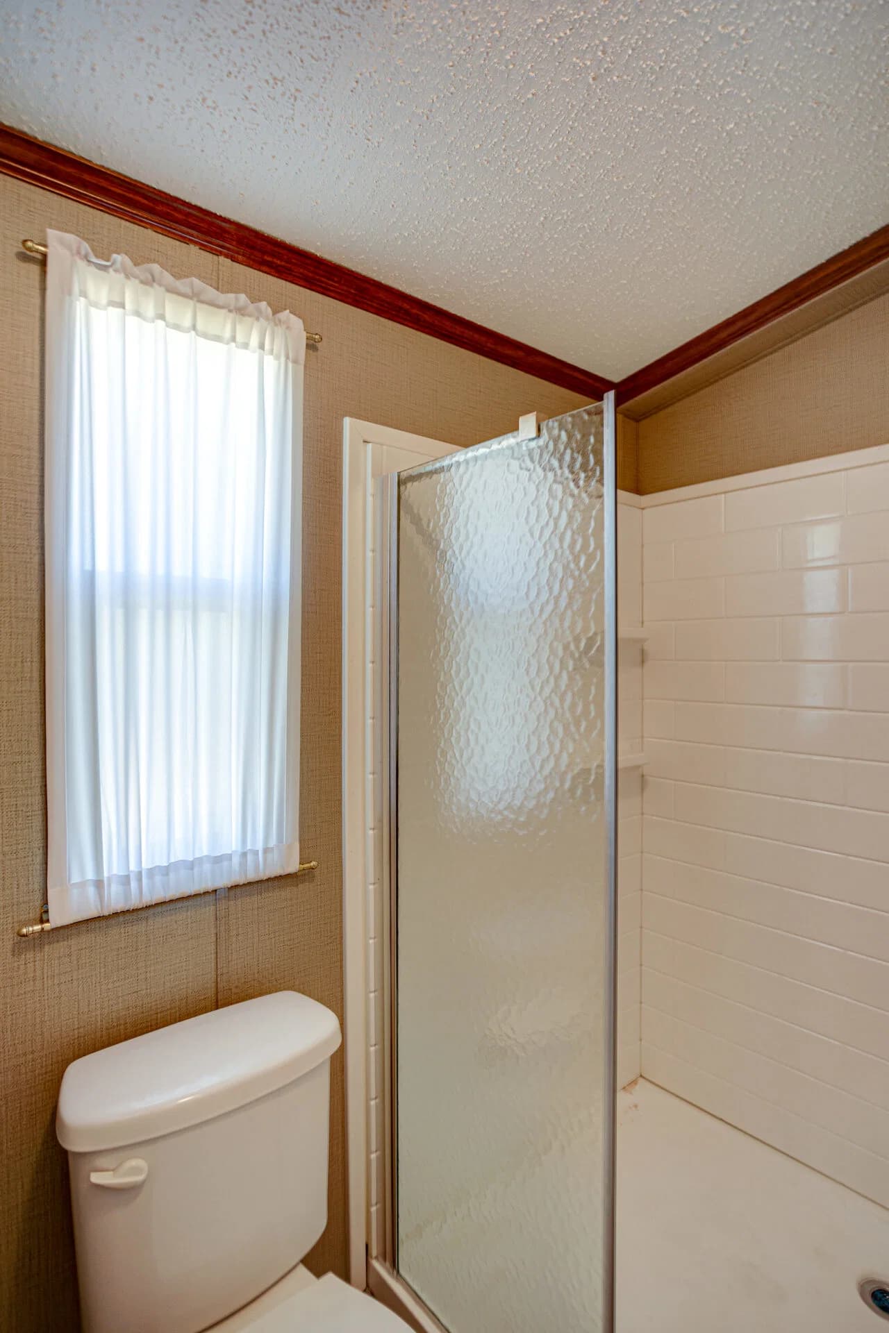 Classic c-1864-22a bathroom home features