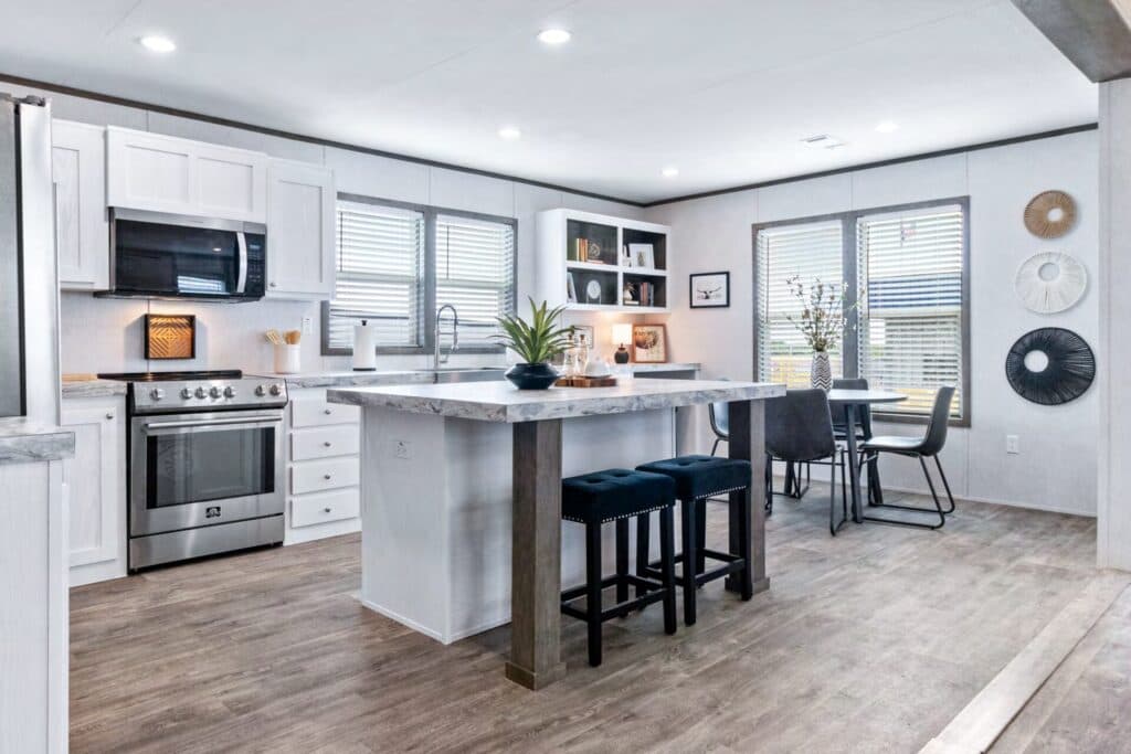 Lakeland kitchen and hero home features