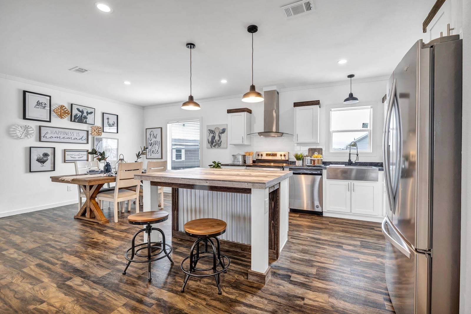 Titan extreme 3248e kitchen home features