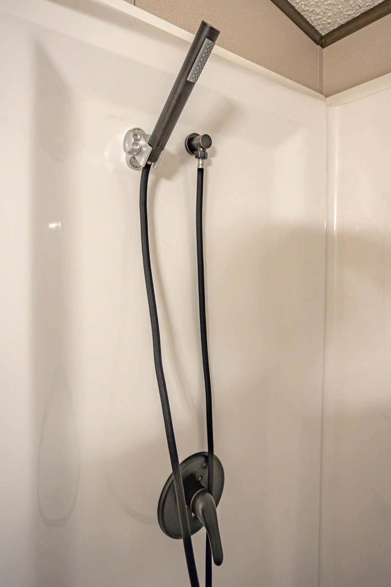 Select s-1672-32b bathroom home features