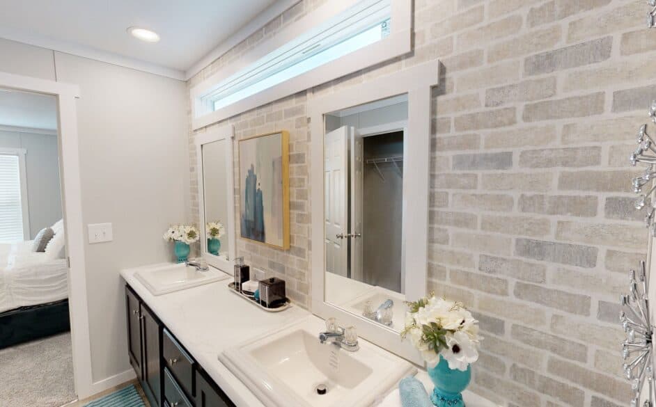 Magnificent seven 2322 bathroom home features