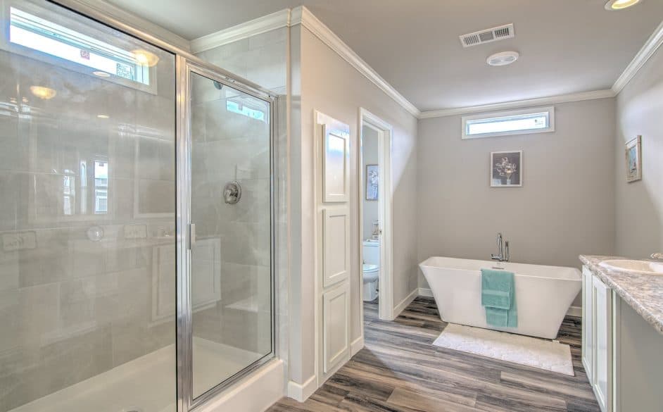 Magnolia 6360 bathroom home features