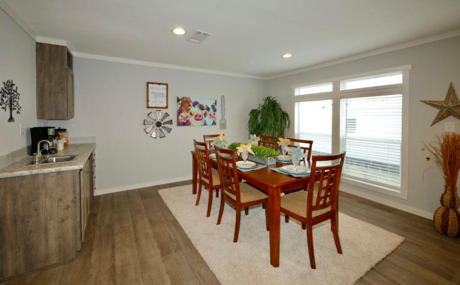 High plains 3387 interior home features