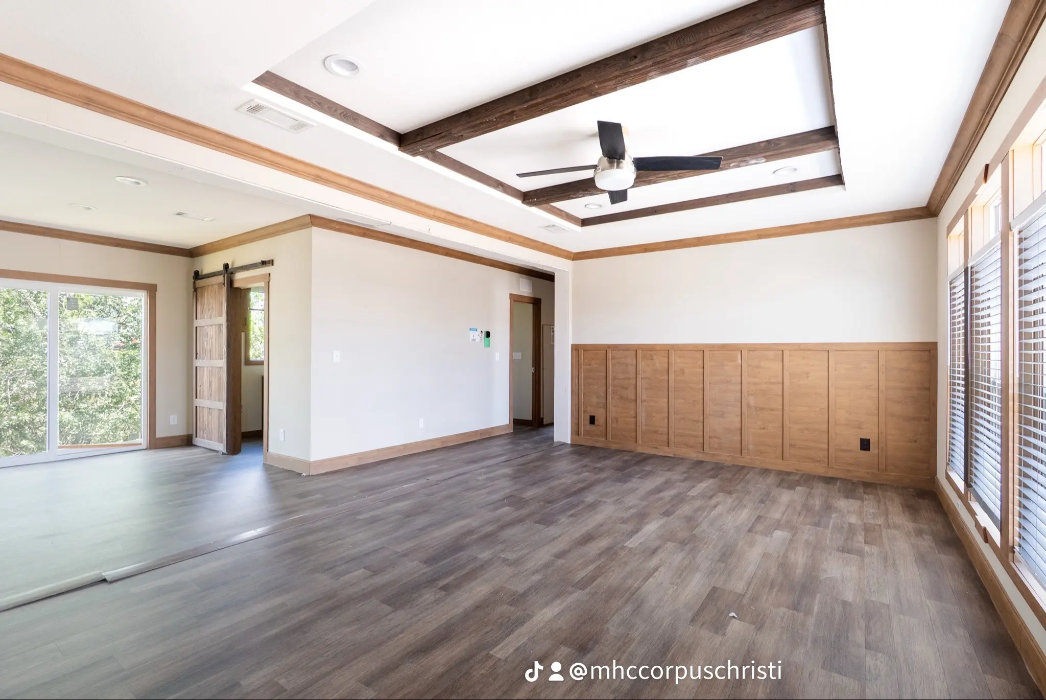 The waco (hot deal)  home features