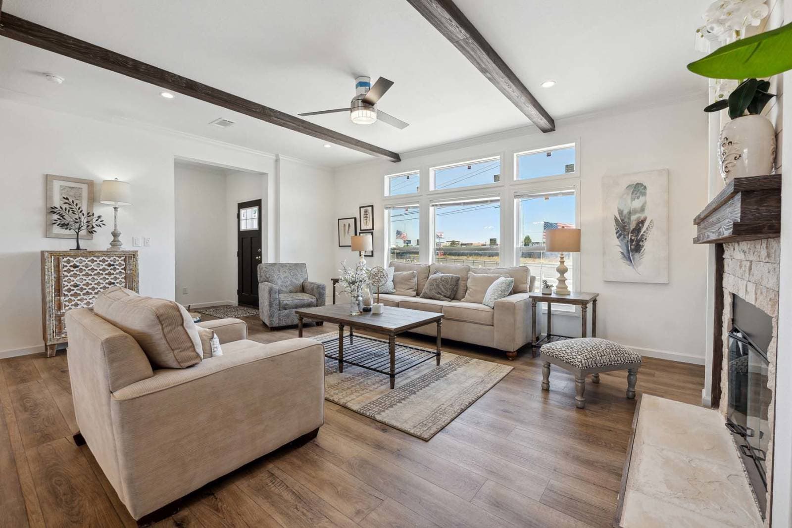 Titan extreme 3276t [the memphis] interior home features