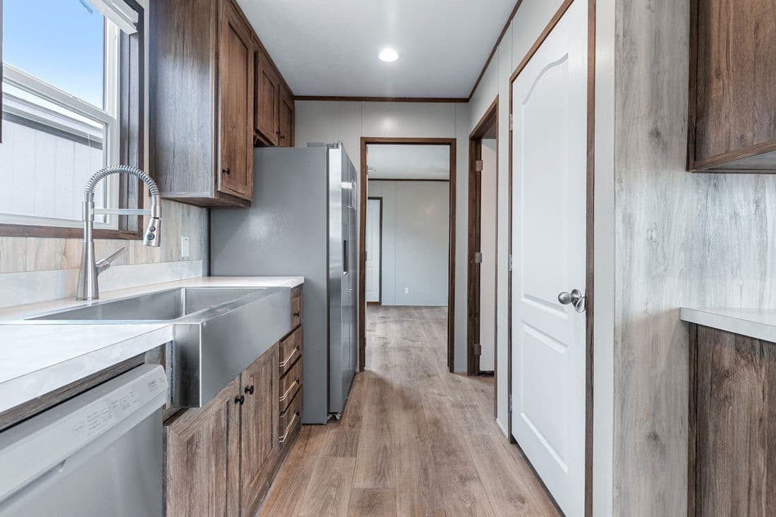 Anniversary 16683b kitchen home features