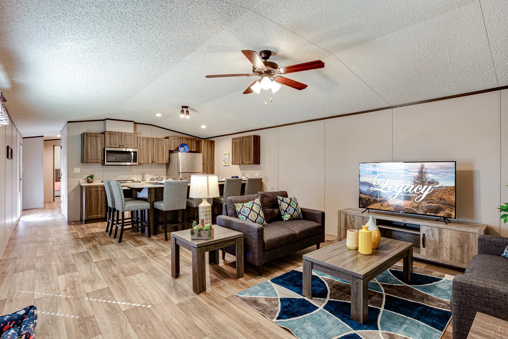Select s-1672-32b interior home features