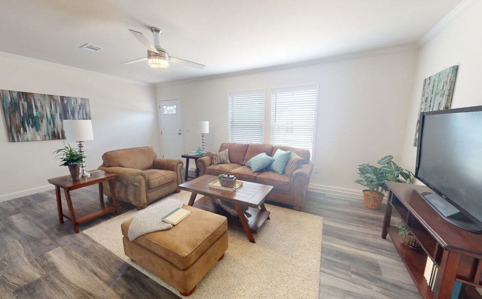 Reserve s56j hero and interior home features