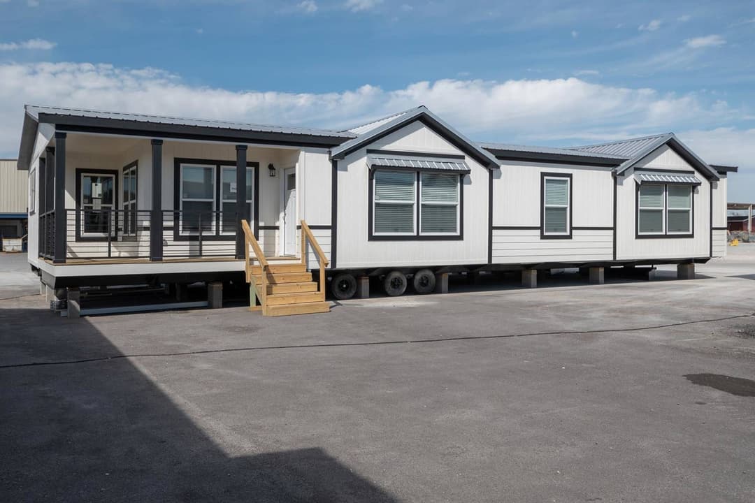 Innovation 3266f exterior and hero home features