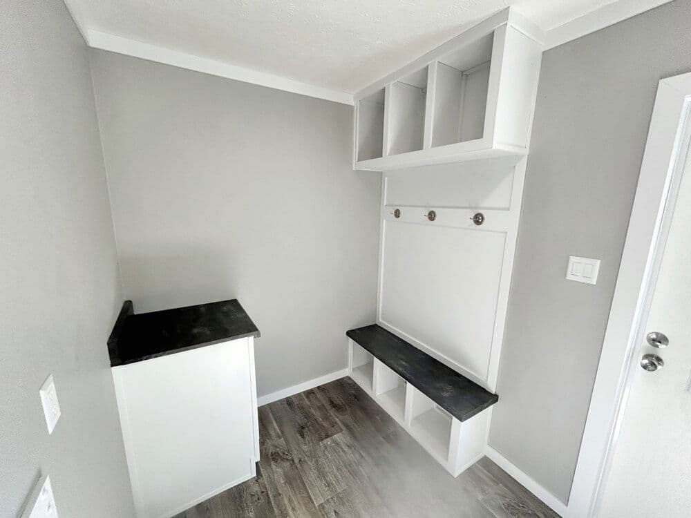 The big josh interior home features