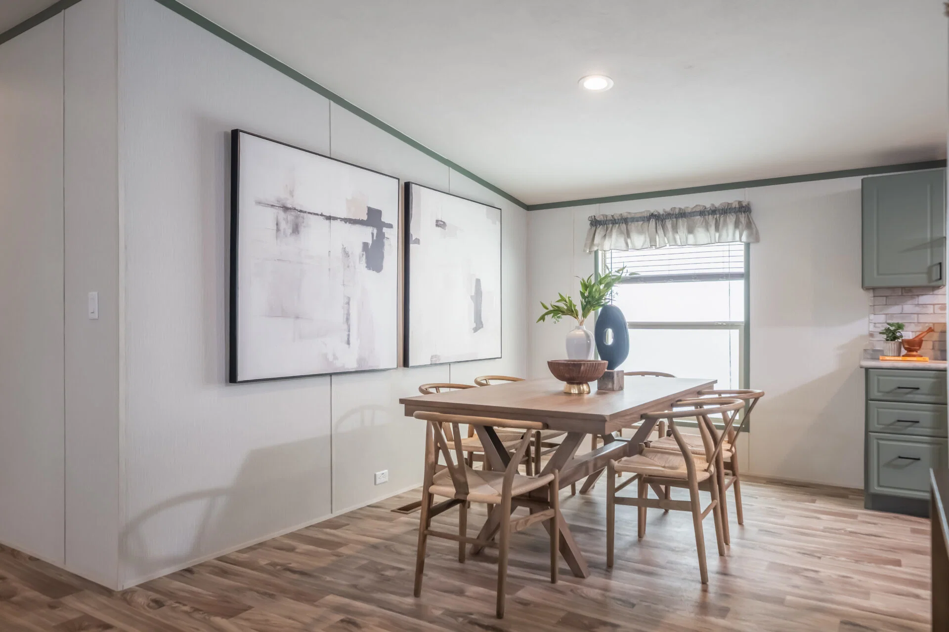 Heritage h-3248-32a interior home features